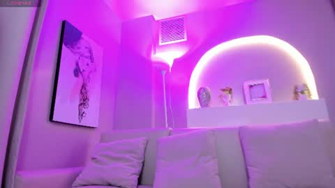 Snapshot of sensual_shanel chatting on 11, 6, 2026 sensual_shanel online show from 11, 6, 2026