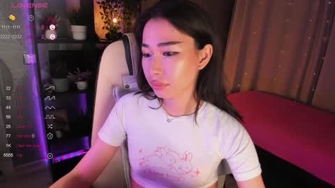 Snapshot of sensualily chatting on 17, 9, 2025 Kiki online show from 17, 9, 2025