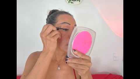 Snapshot of sephorandmonell chatting on 11, 11, 2025 sephorandmonell online show from 11, 11, 2025