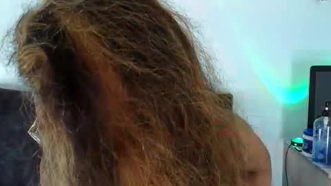 Snapshot of sephorandmonell chatting on 18, 11, 2025 sephorandmonell online show from 18, 11, 2025