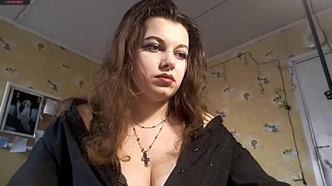 Snapshot of serafinayurick chatting on 11, 2, 2026 May online show from 11, 2, 2026