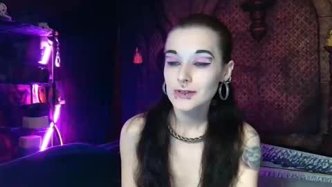 Snapshot of seraphinmunster chatting on 23, 4, 2026 Seraphin Munster online show from 23, 4, 2026