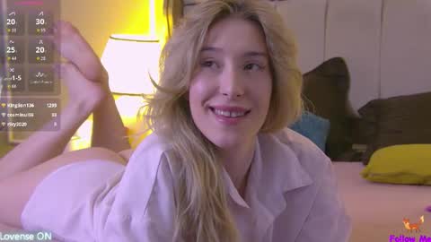 Snapshot of serena_bennet chatting on 5, 1, 2026 Serena online show from 5, 1, 2026