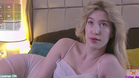 Snapshot of serena_bennet chatting on 12, 1, 2026 Serena online show from 12, 1, 2026