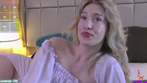 Snapshot of serena_bennet chatting on 18, 1, 2026 Serena online show from 18, 1, 2026