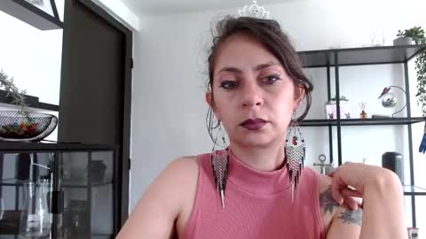 Serena Xyz online show from 7, 11, 2025