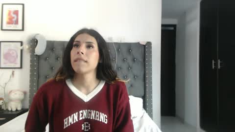 sararoussee online show from 7, 12, 2024