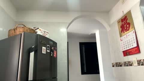 sararoussee online show from 9, 3, 2025