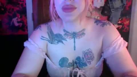 Snapshot of serencigarra chatting on 14, 11, 2025 serencigarra online show from 14, 11, 2025