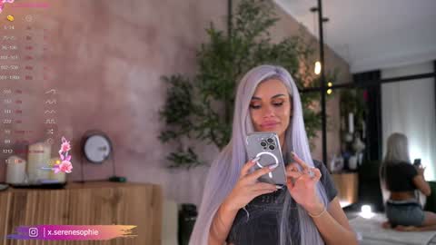 Serene Sophiex online show from 19, 9, 2025