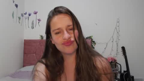 Snapshot of serenity_crystal chatting on 29, 1, 2025 serenity_crystal online show from 29, 1, 2025