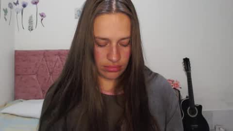 Snapshot of serenity_crystal chatting on 9, 9, 2025 serenity_crystal online show from 9, 9, 2025