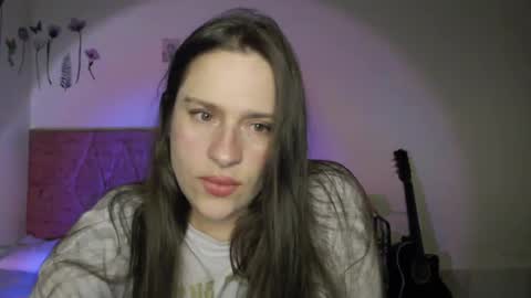 Snapshot of serenity_crystal chatting on 18, 9, 2025 serenity_crystal online show from 18, 9, 2025