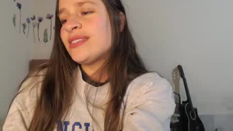 Snapshot of serenity_crystal chatting on 1, 11, 2025 serenity_crystal online show from 1, 11, 2025