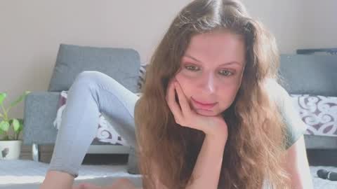 Hey Guys and Girls non-binary personalities  Im Sereta online show from 1, 4, 2026