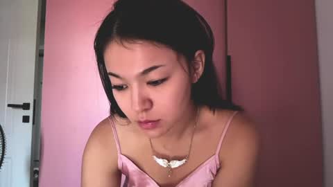 Snapshot of serinafaw chatting on 26, 7, 2026 Mira online show from 26, 7, 2026