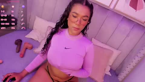 Snapshot of seshat_hitt chatting on 6, 11, 2025 Seshat online show from 6, 11, 2025