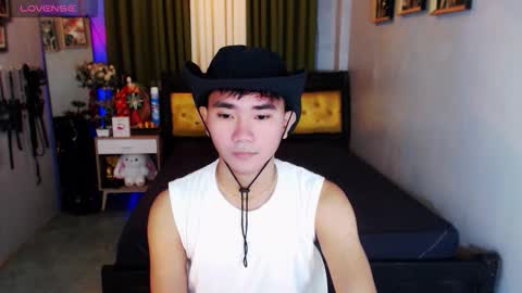 sexandroid1016 online show from 25, 11, 2025