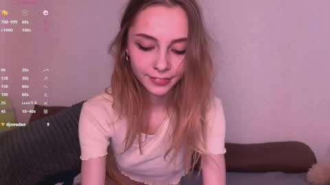 Snapshot of sexdrugg666 chatting on 25, 12, 2024 Dina online show from 25, 12, 2024