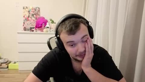 My name is Mia whats yours online show from 1, 12, 2025