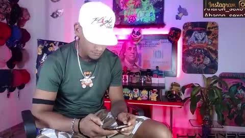 Aharon  ravelo online show from 16, 2, 2026