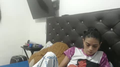 Snapshot of sexopuro3 chatting on 5, 2, 2025 anny online show from 5, 2, 2025