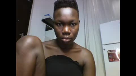 Snapshot of sexqueen02 chatting on 7, 2, 2025 sexqueen02 online show from 7, 2, 2025