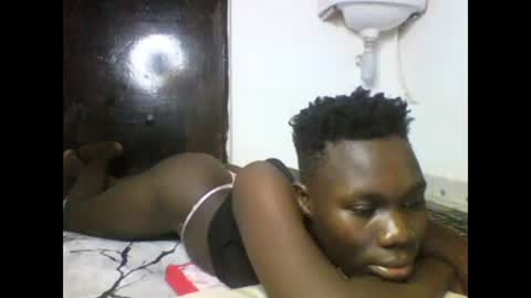 Snapshot of sexqueen02 chatting on 22, 2, 2025 sexqueen02 online show from 22, 2, 2025