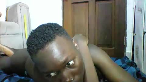 Snapshot of sexqueen02 chatting on 9, 9, 2025 sexqueen02 online show from 9, 9, 2025