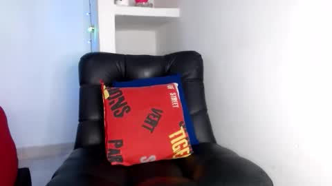 Snapshot of sexseason777 chatting on 6, 4, 2026 STIIV G online show from 6, 4, 2026