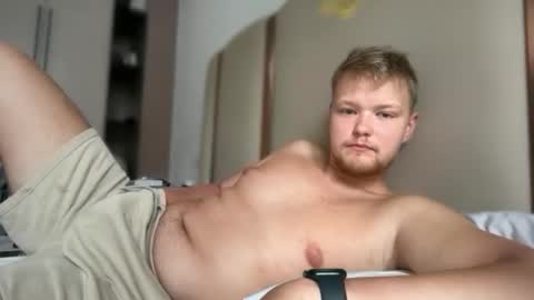 Snapshot of sexual_sbotage chatting on 14, 2, 2026 Max Leman online show from 14, 2, 2026