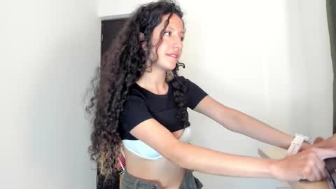 Snapshot of sexx_hunters chatting on 21, 2, 2026 Jax and Lu online show from 21, 2, 2026