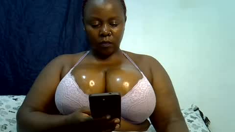 Snapshot of sexxi_ebony chatting on 1, 7, 2026 sexxi_ebony online show from 1, 7, 2026