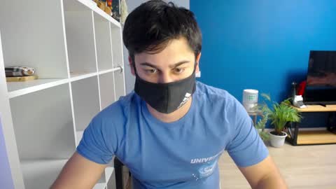 Tommy online show from 2, 2, 2025