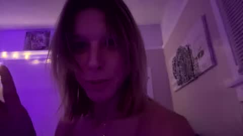Snapshot of sexxxyzee chatting on 23, 7, 2026 Jenna online show from 23, 7, 2026