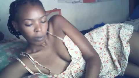 Snapshot of sexxy_curvy23 chatting on 16, 1, 2026 sexxy_curvy23 online show from 16, 1, 2026