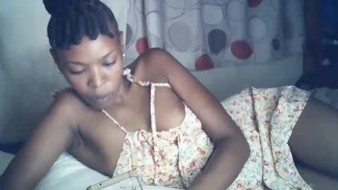 Snapshot of sexxy_curvy23 chatting on 6, 2, 2026 sexxy_curvy23 online show from 6, 2, 2026