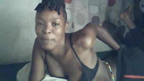 Snapshot of sexxy_curvy23 chatting on 6, 2, 2026 sexxy_curvy23 online show from 6, 2, 2026
