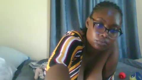 Snapshot of sexxy_mish chatting on 7, 7, 2026 sexxy_mish online show from 7, 7, 2026
