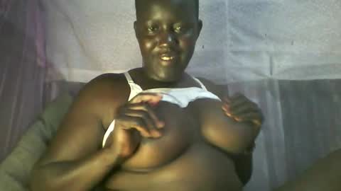 Snapshot of sexxychris123 chatting on 17, 5, 2026 24 online show from 17, 5, 2026