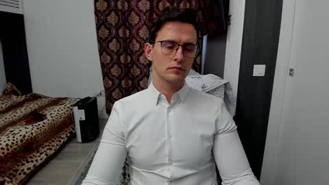 Sexxymuscles4U online show from 12, 3, 2025