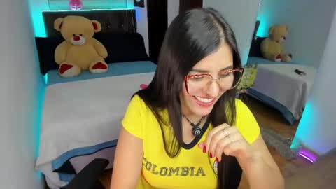 Snapshot of sexy_3512 chatting on 23, 6, 2026 LUXURY online show from 23, 6, 2026
