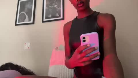 sexy_aluna online show from 27, 9, 2025