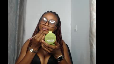 Snapshot of sexy_badgirl2 chatting on 17, 12, 2025 Sexy blackgirl2 online show from 17, 12, 2025