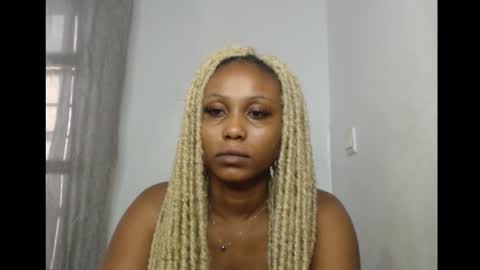 Snapshot of sexy_badgirl2 chatting on 15, 2, 2026 Sexy blackgirl2 online show from 15, 2, 2026