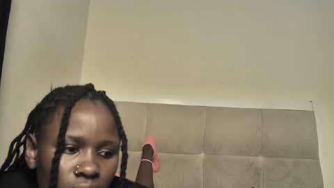 Snapshot of sexy_bree25 chatting on 17, 3, 2026 bree online show from 17, 3, 2026