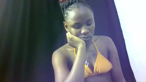 Snapshot of sexy_bree25 chatting on 13, 4, 2026 bree online show from 13, 4, 2026