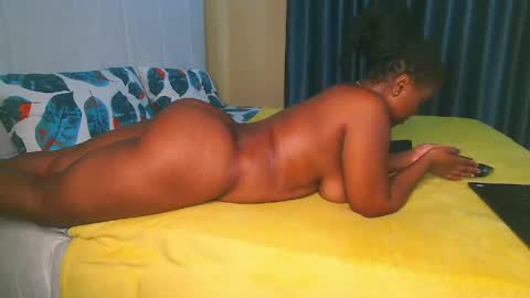 Snapshot of sexy_cici2 chatting on 16, 5, 2026 foxxy sweets online show from 16, 5, 2026