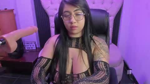 Snapshot of sexy_cristall chatting on 17, 7, 2026 C R I S T A L online show from 17, 7, 2026
