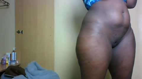 Snapshot of sexy_deryn chatting on 5, 7, 2026 Deryn online show from 5, 7, 2026